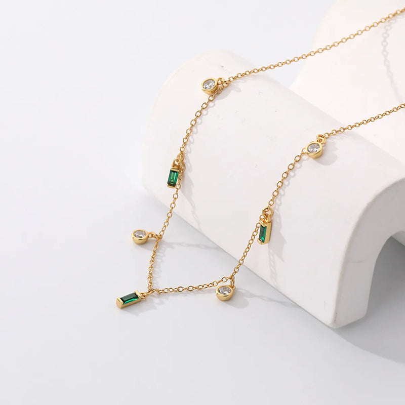The Velora Pendant