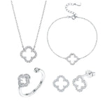 The Clover Pendant